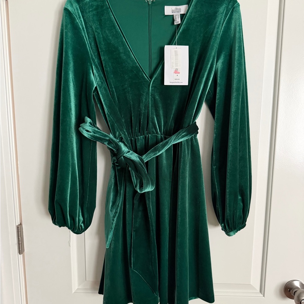 NWT Badgley Mischka Harmony Long Sleeve Sash Belt Stretch Velvet Dress size 8 - Picture 3 of 3
